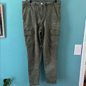 AE Cargo Pants